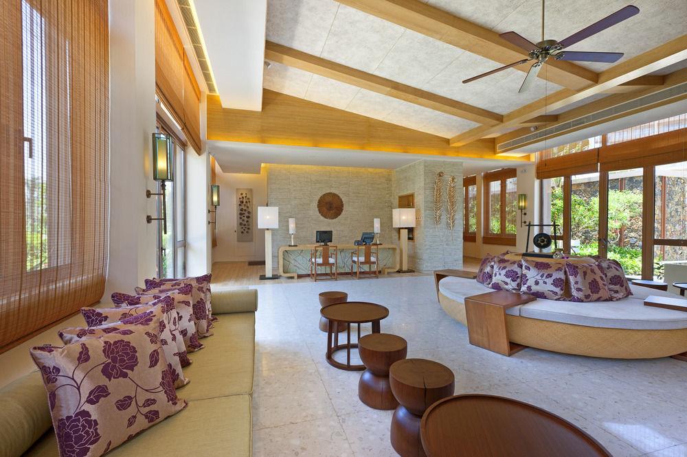 Four Points By Sheraton Shenzhou Peninsula Resort Wanning Exterior photo