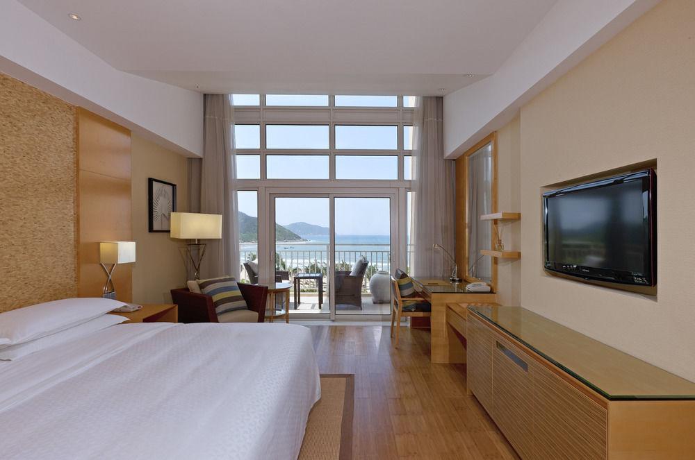 Four Points By Sheraton Shenzhou Peninsula Resort Wanning Exterior photo