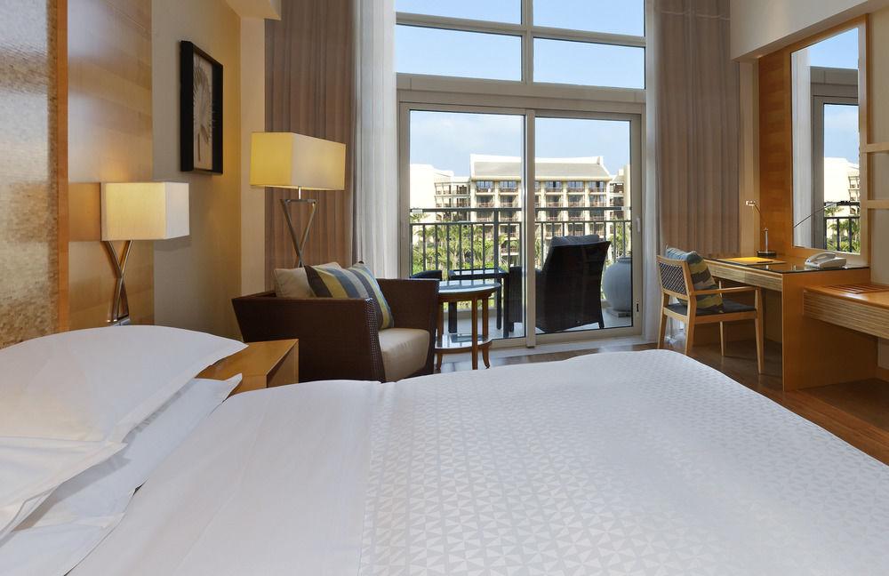 Four Points By Sheraton Shenzhou Peninsula Resort Wanning Exterior photo