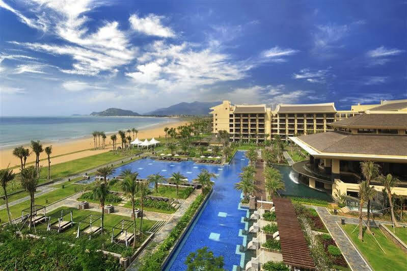 Four Points By Sheraton Shenzhou Peninsula Resort Wanning Exterior photo